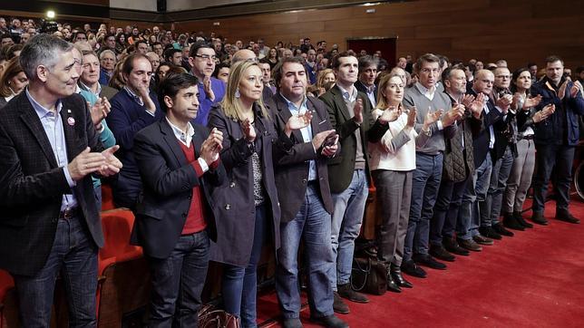 El PP se conjura contra los que amenazan la estabilidad en España y los concellos