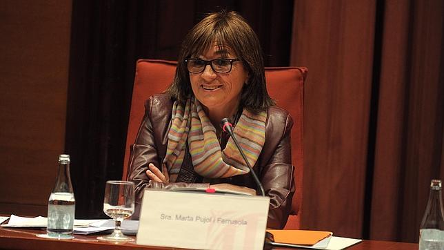 Marta Pujol admite contratos públicos pero se ve perjudicada por su apellido