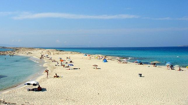 Baleària retoma la conexión diaria de alta velocidad entre Dénia y Formentera