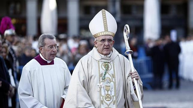 Osoro sobre la asignatura de Religión: «Si eso es adoctrinar, que venga Dios y lo vea»