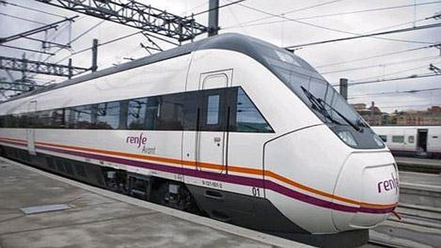 La conexión de tren entre Santiago y La Coruña, la que más crece de España