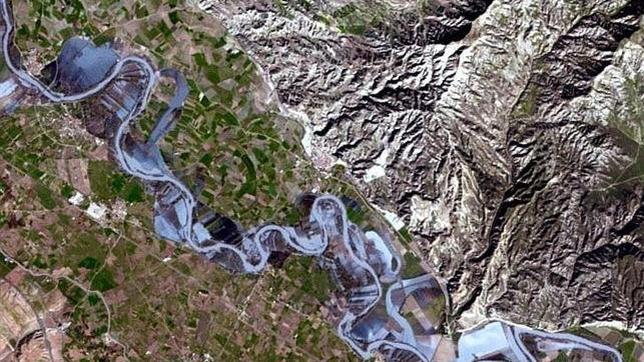 Las inundaciones del Ebro, en alta resolución desde el espacio