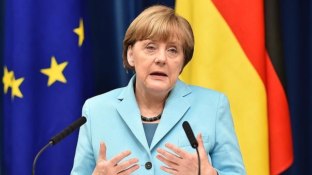 Merkel advierte que la Eurozona y Grecia tienen «un camino difícil por delante»