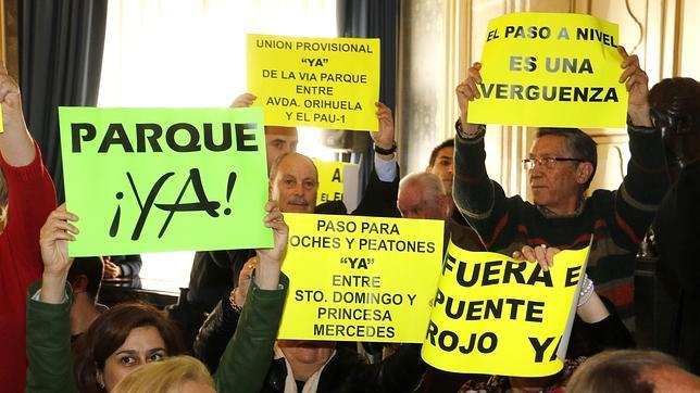 El Ayuntamiento lleva al Consell el plan de soterramiento de las vías del tren