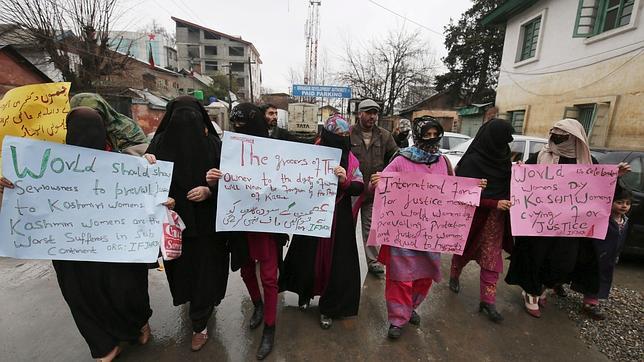 Muere la activista que fue violada y plantó cara a las autoridades en la India