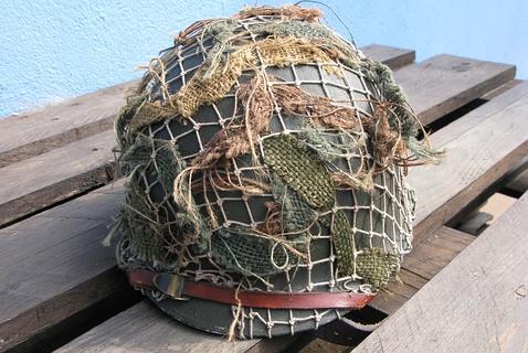 Casco m1 similar a los usados el Dia D