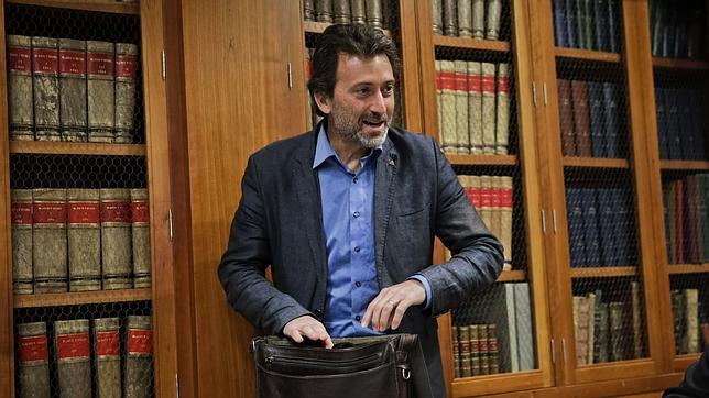 Mauricio Valiente formalizará este lunes su candidatura en Ahora Madrid