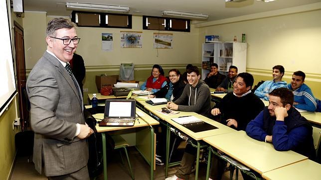 Marcial Marín asegura que el 90% de los estudiantes de FP encuentra trabajo