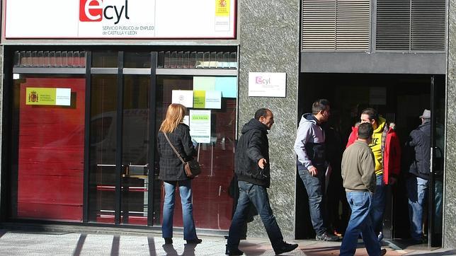 Más de 29.000 trabajadores en Castilla y León están buscando otro empleo