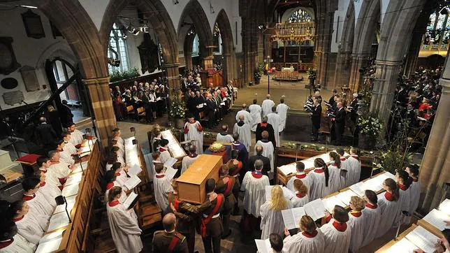 Un momento del servicio religioso, en la catedral de Leicester