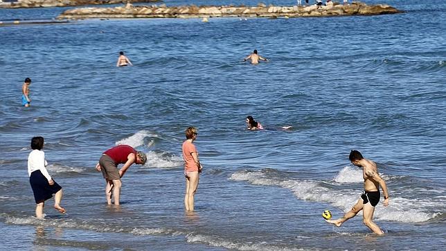 Perspectivas de altas temperaturas y buena ocupación hotelera durante Semana Santa en Alicante