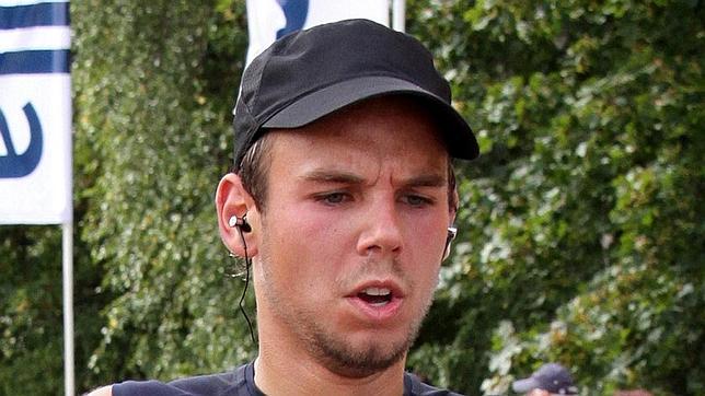 Otro piloto de Germanwings que voló con Lubitz también lo dejó solo en cabina