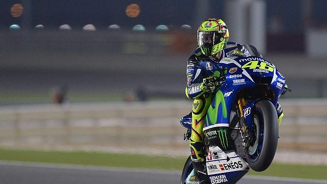 Rossi brilla en la noche qatarí