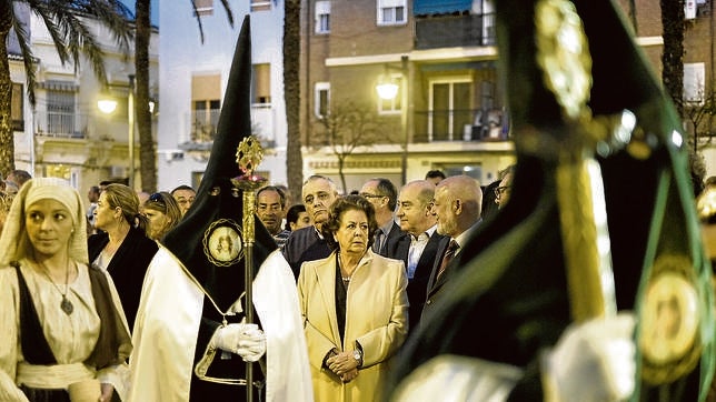 Rita Barberá visita la Semana Santa Marinera de Valencia