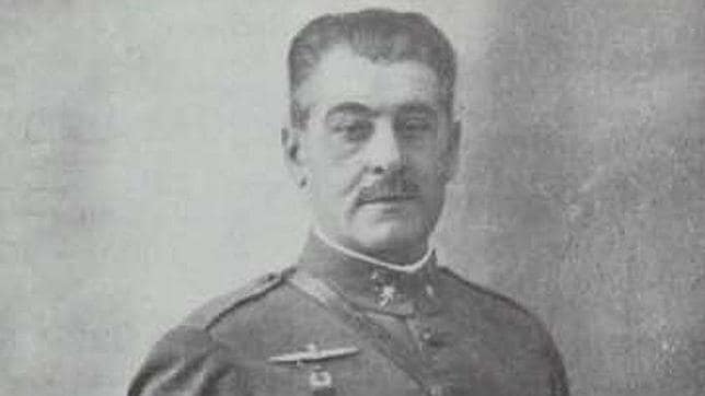 El general Amadeo Balmes, gobernador militar de Las Palmas