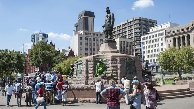 Guerra de estatuas en Sudáfrica