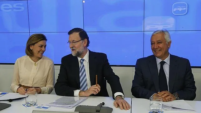 María Dolores de Cospedal, Mariano Rajoy y Javier Arenas