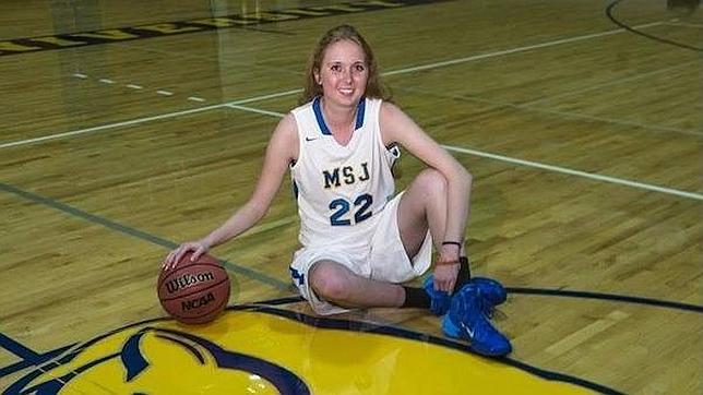 Fallece Lauren Hill, la adolescente cuyo último deseo fue jugar al baloncesto