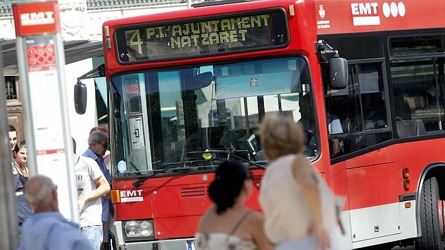 Más de 3.000 personas inscritas para 300 plazas de conductor en la EMT