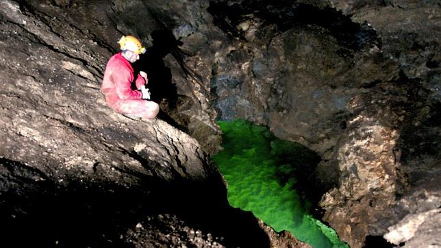 Espeleología, entre el vértigo y la crisis