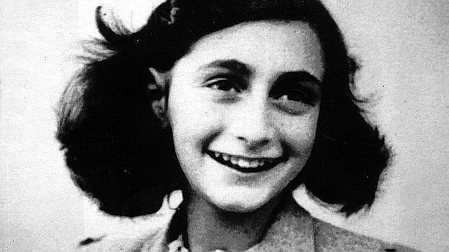Retrato de Ana Frank antes de esconderse de los nazis