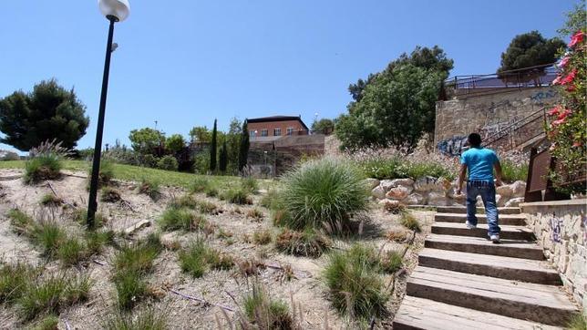 Hallan el cuerpo sin vida de un hombre en la ladera del castillo de San Fernando