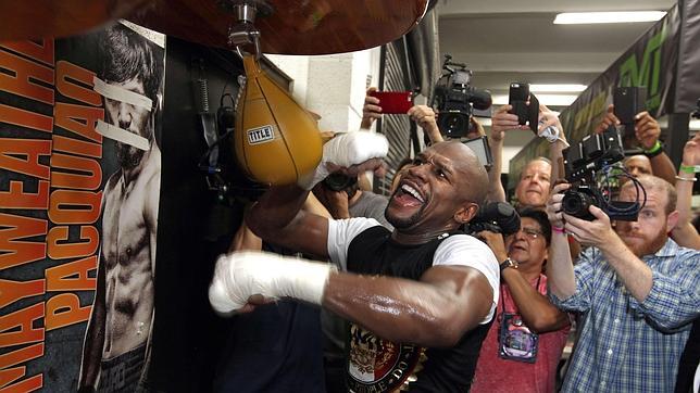 Mayweather: «La pelea con Pacquiao llega en el momento justo»