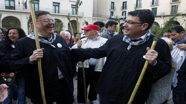 El PP denuncia un pacto de PSPV, EU, Podemos y Compromís para imponer el catalán