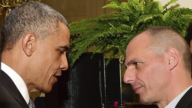 Varufakis coincide con Obama durante una recepción en la Casa Blanca