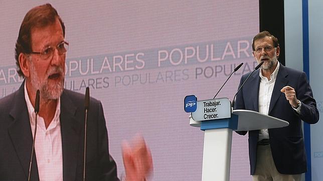 Mariano Rajoy, presidente del Gobierno, arropa a Fabra en Alicante