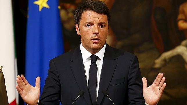 Renzi: Italia está haciendo las labores de rescate «en condiciones casi de abandono»