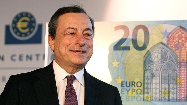 Draghi ganó 379.608 euros en 2014, un 0,36% más que en el ejercicio anterior