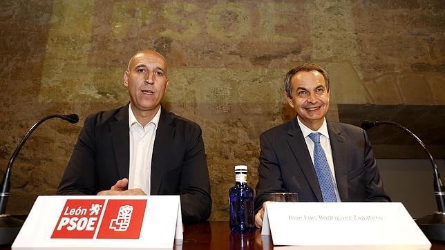 Zapatero apoya la apuesta del PSOE de impulsar las TIC como referencia industrial de León