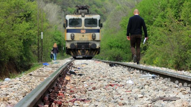 Al menos 14 inmigrantes mueren atropellados por un tren en Macedonia