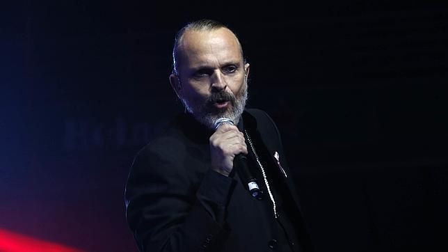 Miguel Bosé: «Desde que tengo uso de razón, respiro y escribo todos los días»