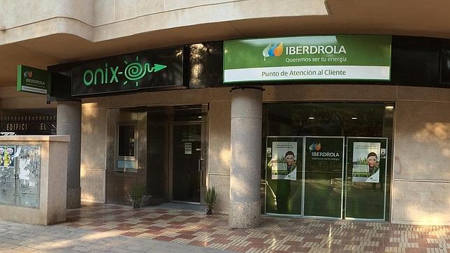 Iberdrola abre un nuevo punto de atención al cliente en Alicante