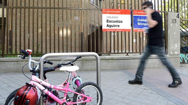 Un joven prende fuego a un colegio en Retiro «para hacer una broma»