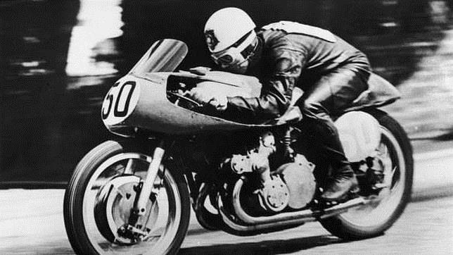 Fallece Geoff Duke, el «Duque», leyenda del motociclismo mundial