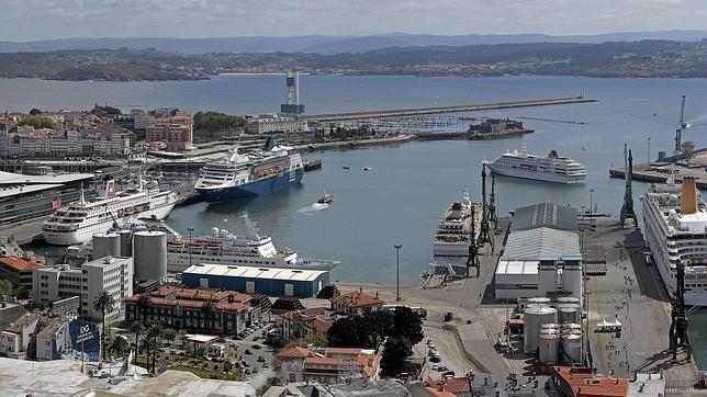 El puerto coruñés es uno de los que más crece de España hasta marzo