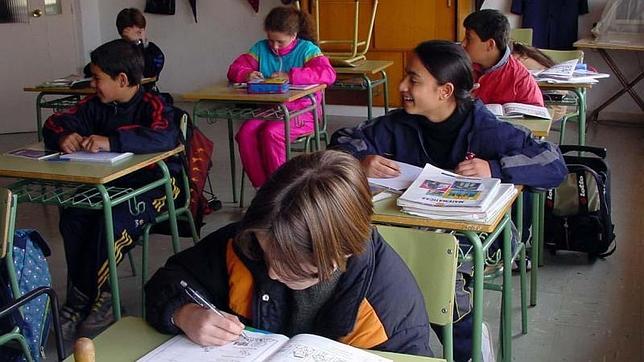 Las «reválidas» empiezan en tercero de Primaria entre llamadas a la insumisión