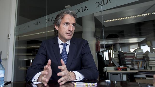 El candidato a revalidar la alcaldía de Santander, durante la entrevista  en la Casa de ABC
