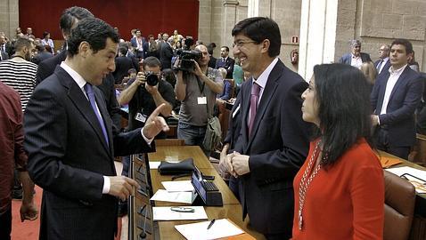 El mensaje de Moreno a Ciudadanos: «Apoyar a Díaz es lo más alejado del cambio»