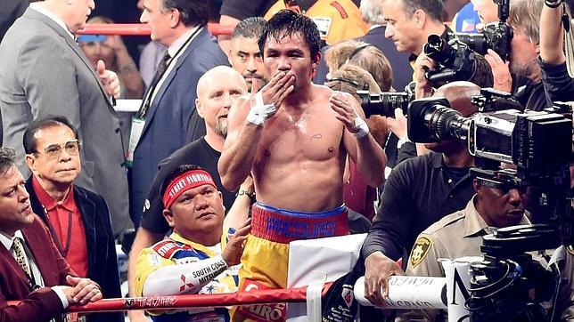 Pacquiao, entre nueve y doce meses de baja tras pasar por el quirófano