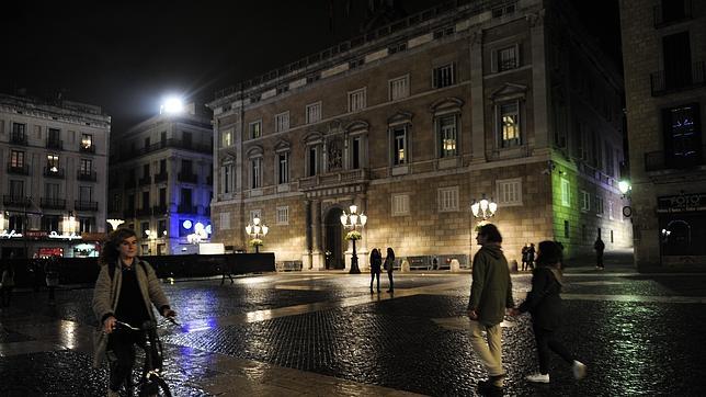 Vista de la Plaza de Sant Jaume, donde están las sedes de la Generalitat y el Ayuntamiento de Barcelona