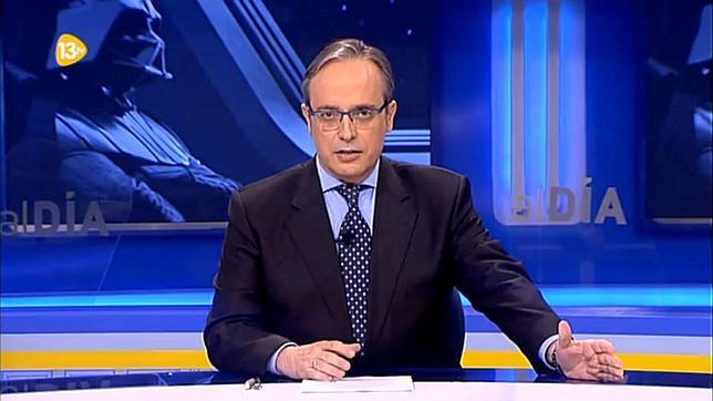 Alfredo Urdaci se transforma en Darth Vader en pleno telediario