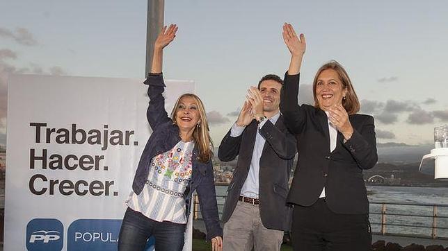 Pablo Casado en Canarias: «¡Qué energía, Australia, qué diferencia con Paulino!»