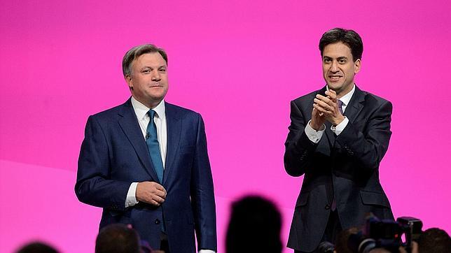 Ed Balls, «mano derecha» de Miliband, pierde su escaño