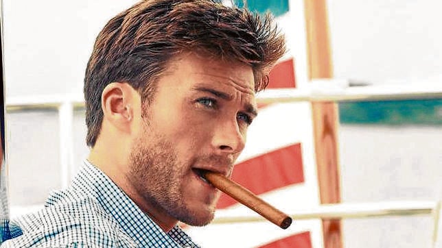 Scott Eastwood: «Mi padre me ha dicho que me guíe por los instintos, que baje la cabeza y trabaje»