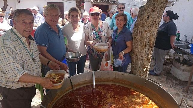 Tolón participa en las celebraciones tradicionales de la Virgen de la Bastida