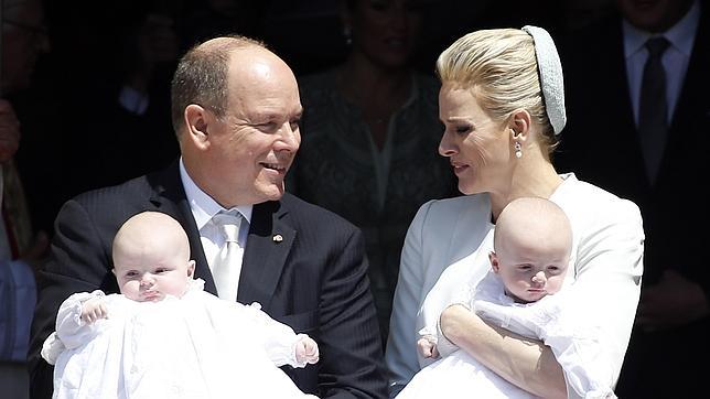 Mónaco se viste de gala para el bautizo de los príncipes mellizos Jacques y Gabriella